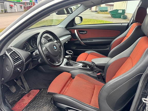 BMW 118d 6 of 8