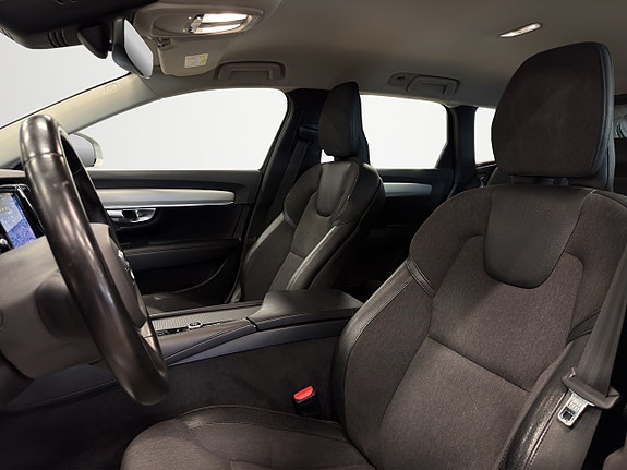 Volvo V90 10 of 21