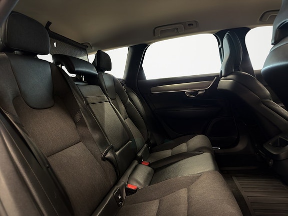 Volvo V90 12 of 21
