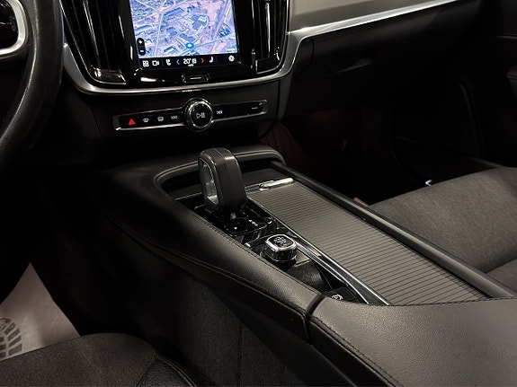 Volvo V90 17 of 21