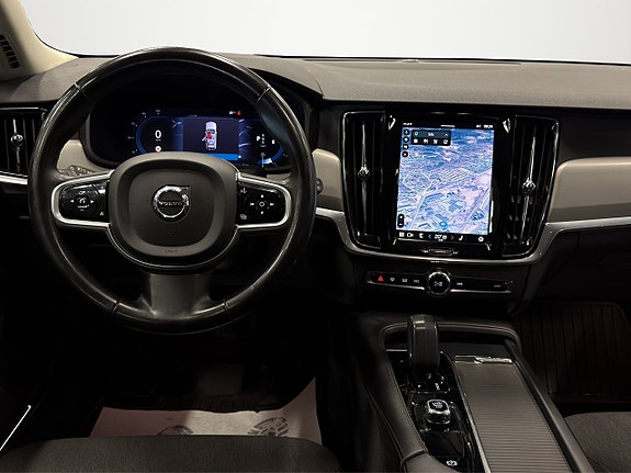 Volvo V90 13 of 21