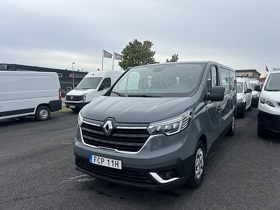 Renault Trafic 5 of 11