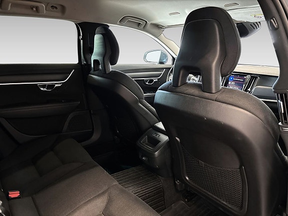 Volvo V90 12 of 13