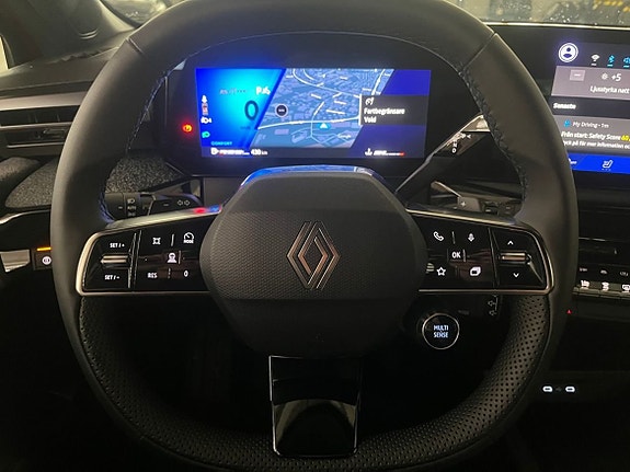 Renault Clio VI 9 of 14