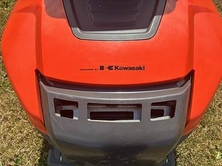 Husqvarna Rider R 316 T 5 of 5