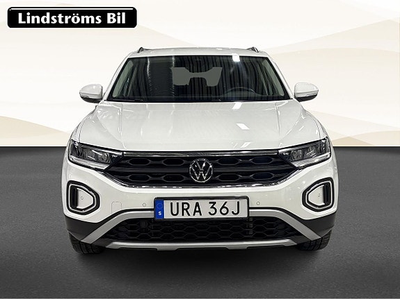 Volkswagen T-Roc 8 of 19