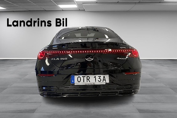 Mercedes-Benz CLA350 5 of 19