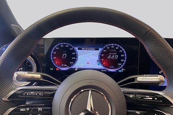 Mercedes-Benz CLA350 10 of 19