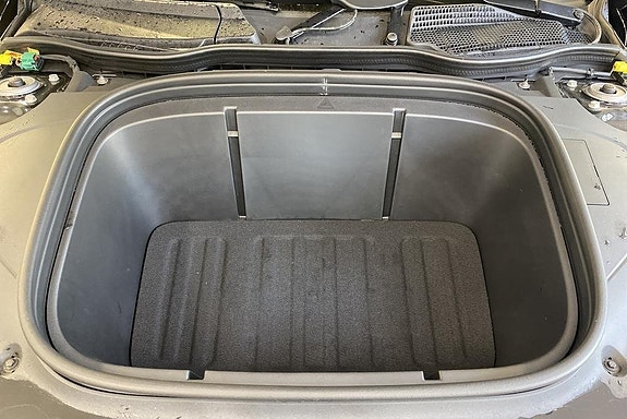 Mercedes-Benz CLA350 19 of 19