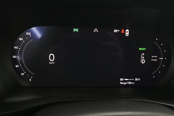 Volvo C40 16 of 24