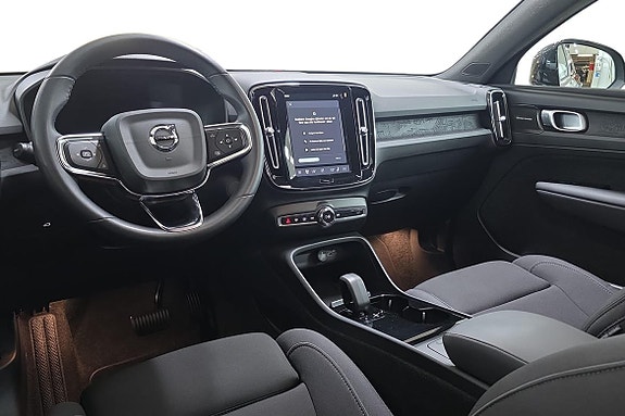 Volvo C40 10 of 24