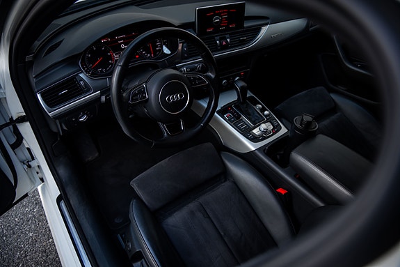 Audi A6 5 of 19