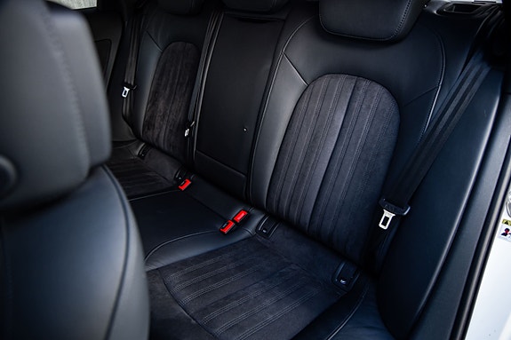 Audi A6 14 of 19