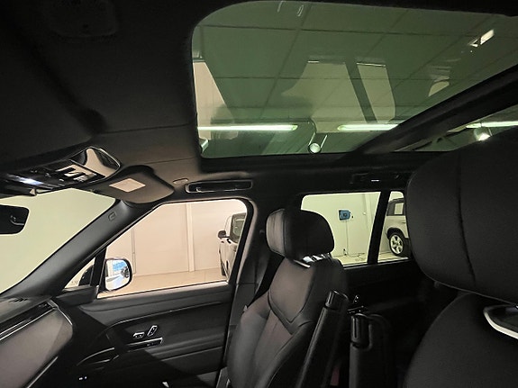 Land Rover Range Rover 7 of 12