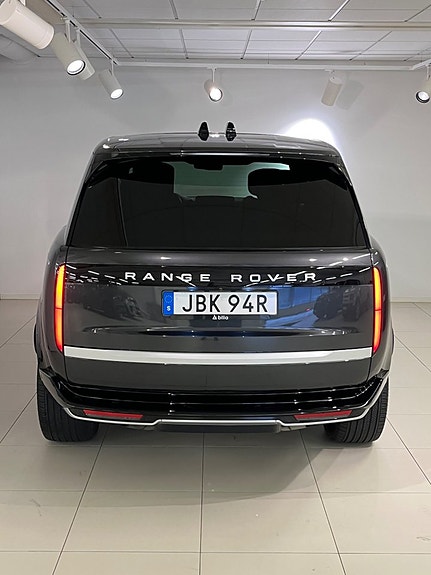 Land Rover Range Rover 12 of 12