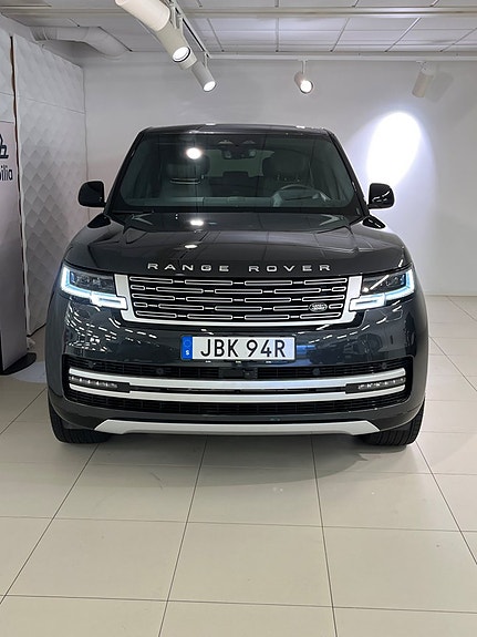 Land Rover Range Rover 2 of 12