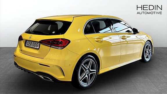 Mercedes-Benz A180 2 of 12