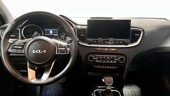 Kia Ceed 7 of 12