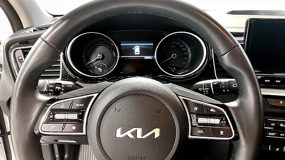 Kia Ceed 10 of 12