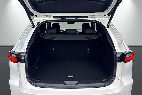 Mazda CX-60 17 of 30