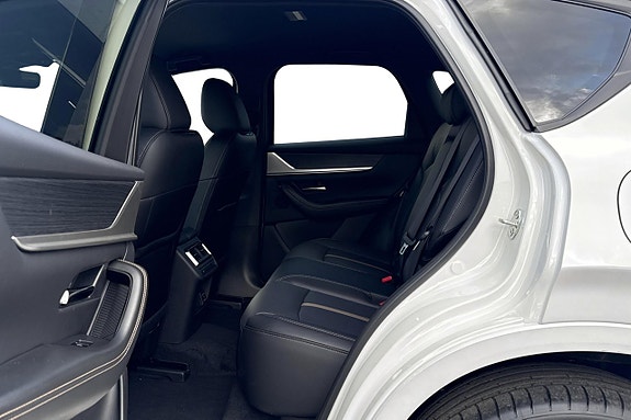 Mazda CX-60 14 of 30