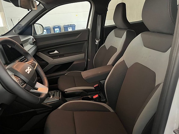 Dacia Duster 6 of 14