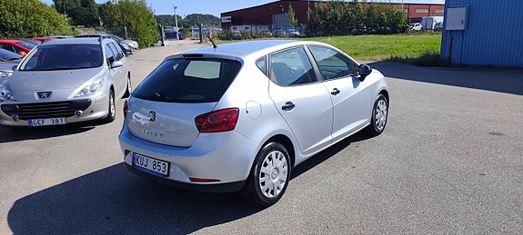 Seat Ibiza 4 of 5