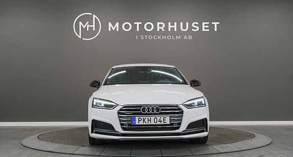 Audi A5 2 of 24