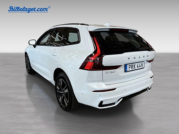 Volvo XC60 8 of 15