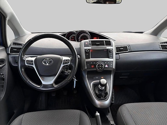 Toyota Verso 8 of 10