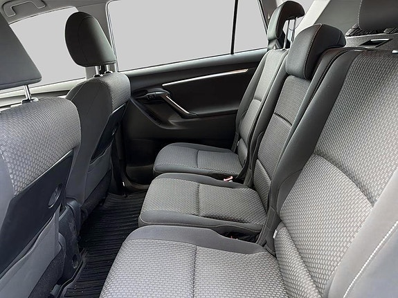 Toyota Verso 7 of 10