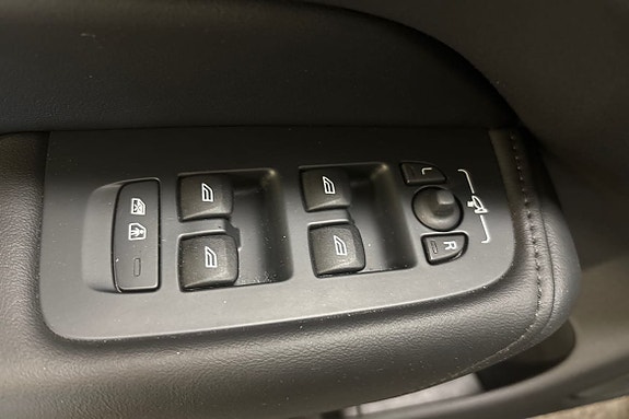 Volvo XC60 28 of 29