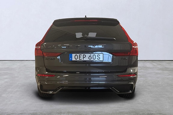 Volvo XC60 5 of 29