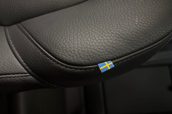 Volvo XC60 15 of 29