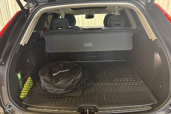 Volvo XC60 13 of 29