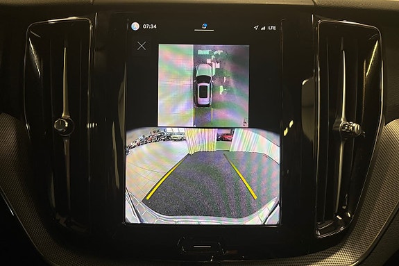 Volvo XC60 18 of 21