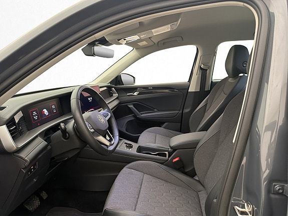 Volkswagen Tayron 12 of 30