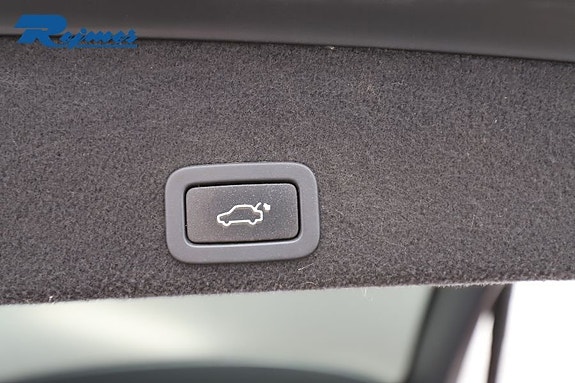 Volvo XC60 26 of 30