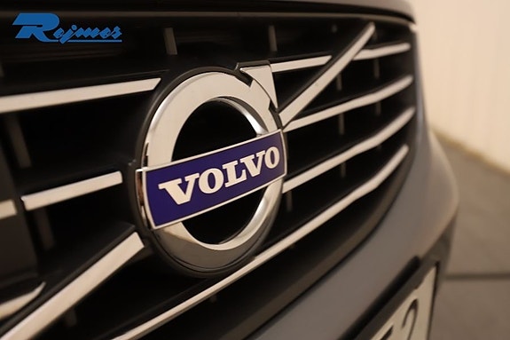 Volvo XC60 24 of 30