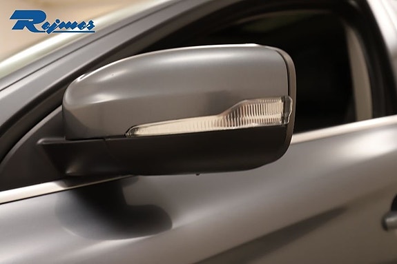 Volvo XC60 17 of 30