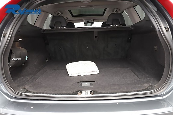 Volvo XC60 22 of 30