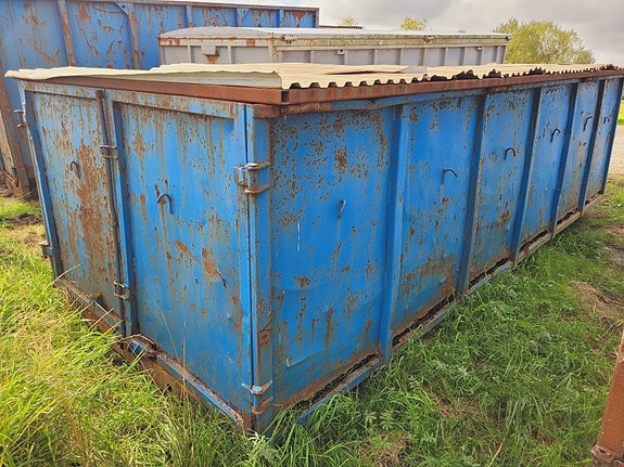 Lastväxlarflak med lock 6 meter ca 20 kubik Container 4 of 5