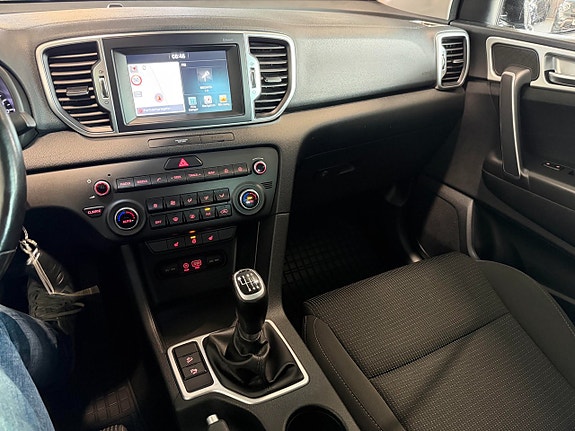 Kia Sportage 16 of 19