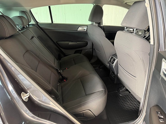 Kia Sportage 9 of 19