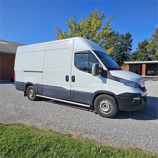 Iveco 35S15 - 2,3D 12 m3 5 of 30