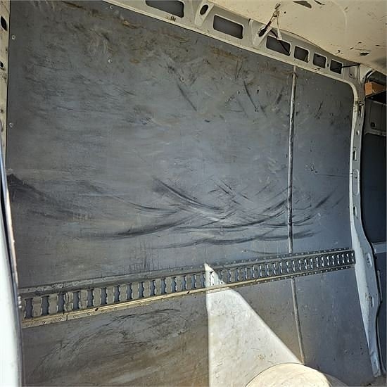 Iveco 35S15 - 2,3D 12 m3 28 of 30