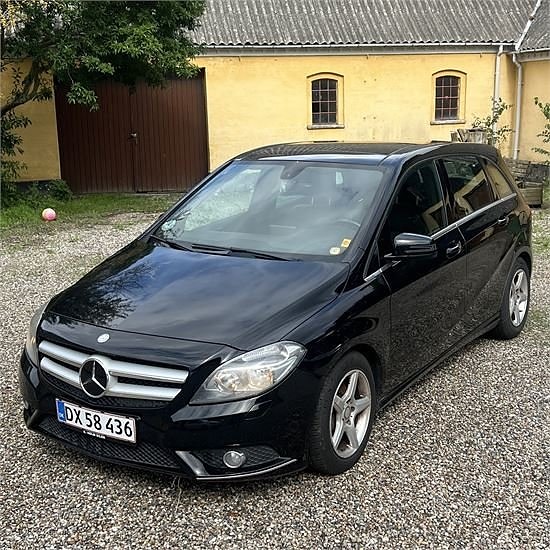 Mercedes B200 CDi 2 of 30