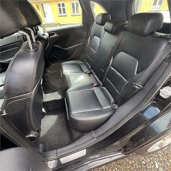 Mercedes B200 CDi 25 of 30