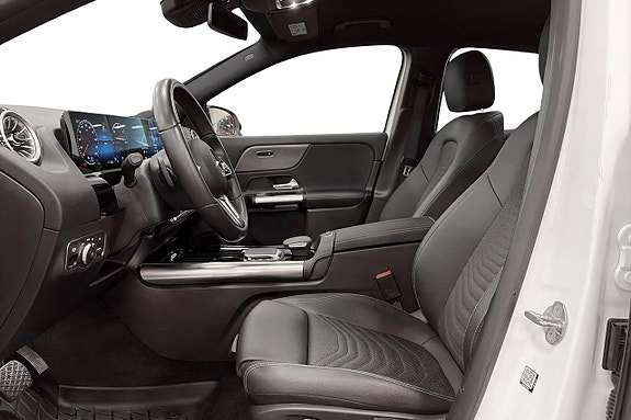 Mercedes-Benz EQA250 7 of 17