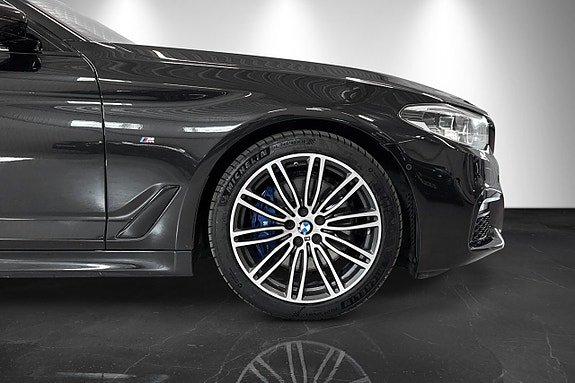 BMW 530i 10 of 29